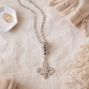 Silver Fleur-de-Lis Pendant Necklace – Rhinestone Charm – Statement Necklace